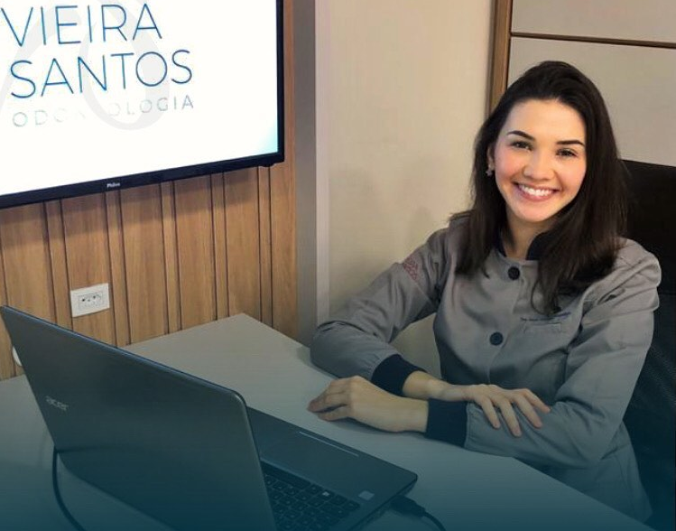 Maria Eduarda Evangelista Dentista em Floianópolis