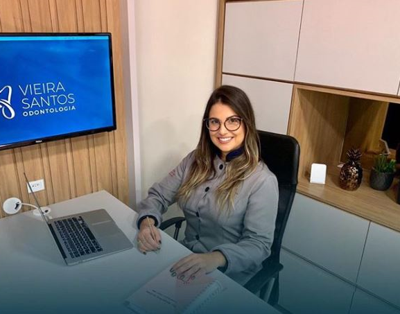 Gabriela Vieira dos Santos Dentista em Florianópolis